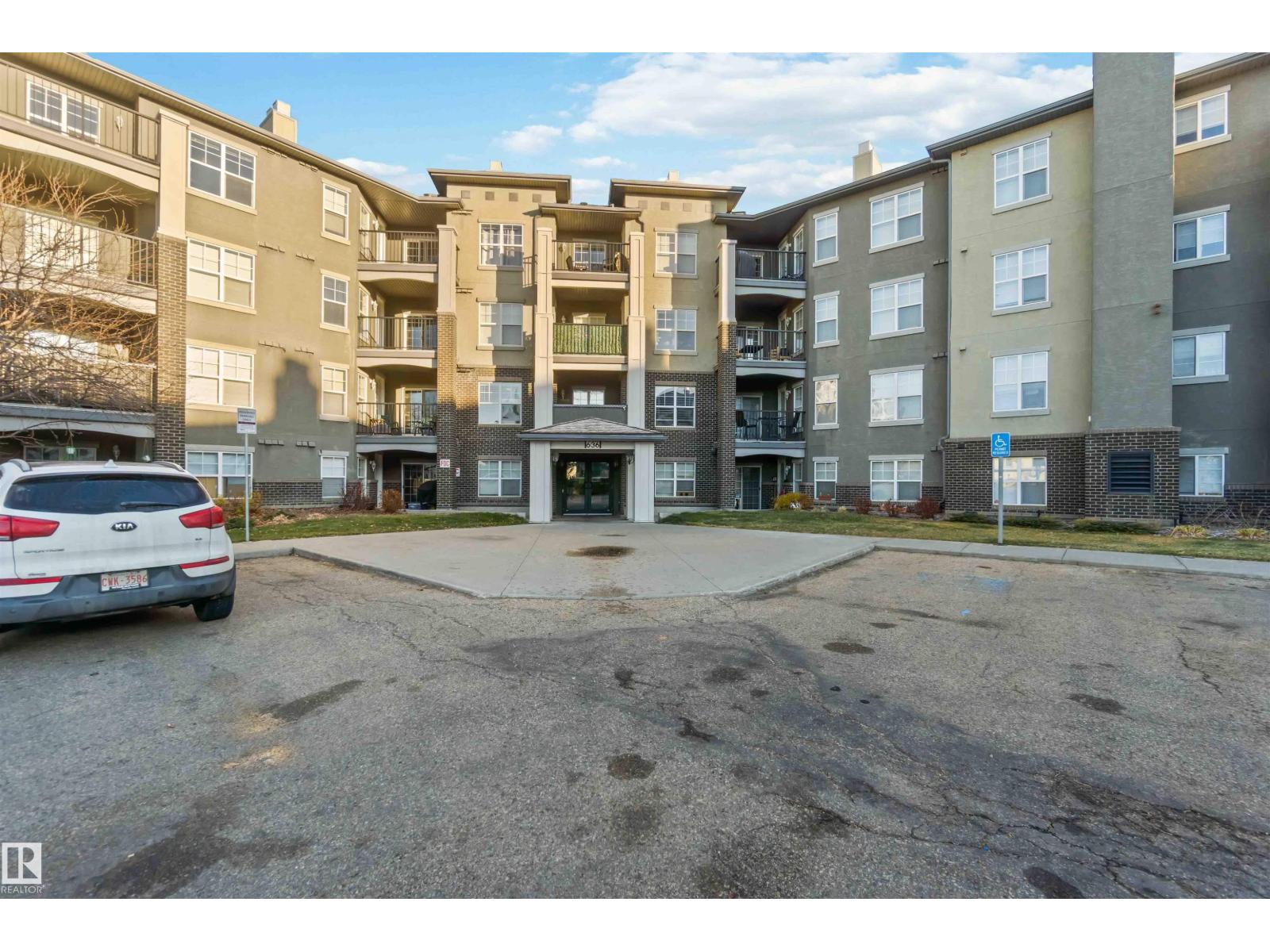 #203 636 MCALLISTER LO SW, Edmonton