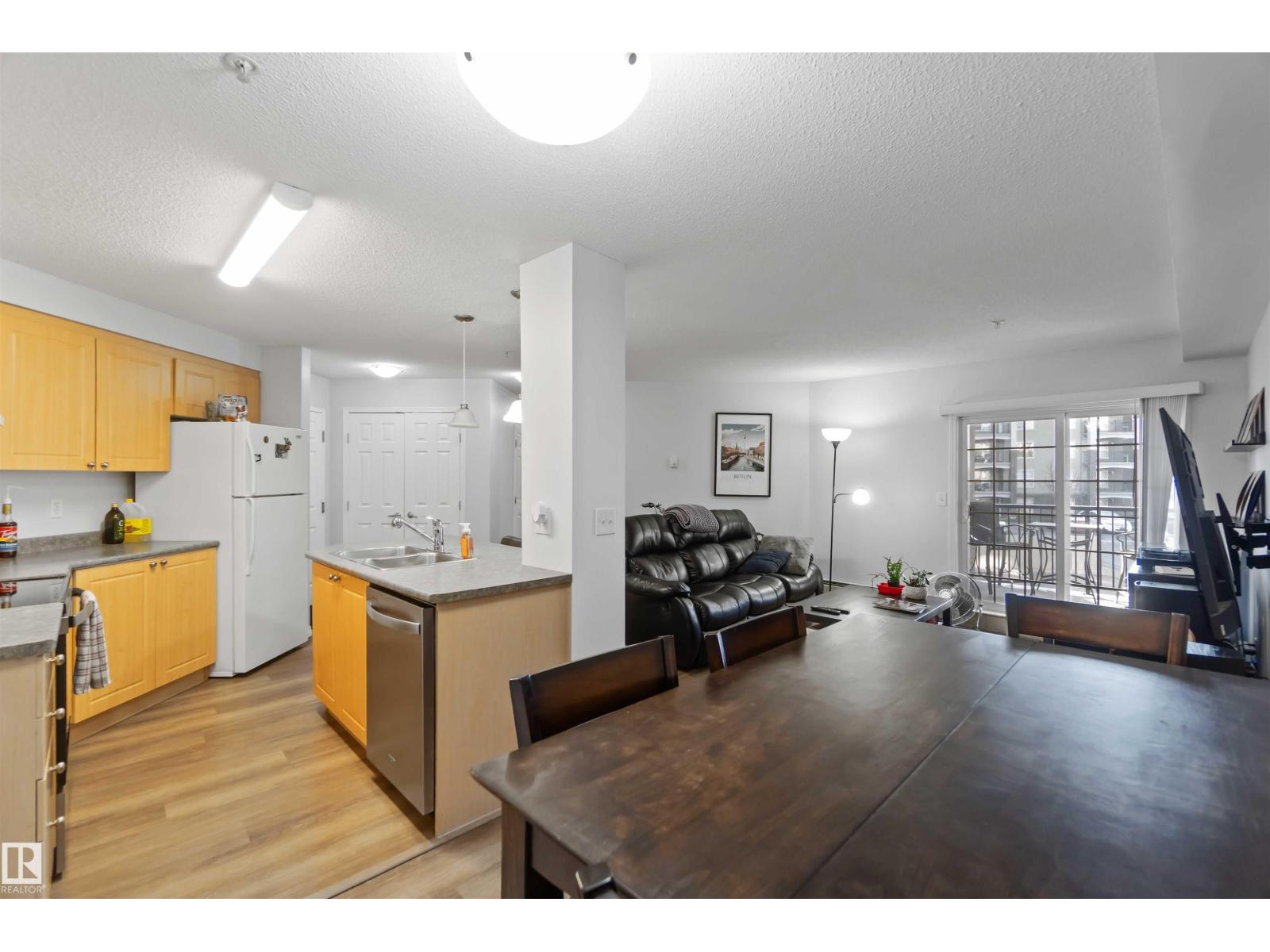 #203 636 MCALLISTER LO SW, Edmonton