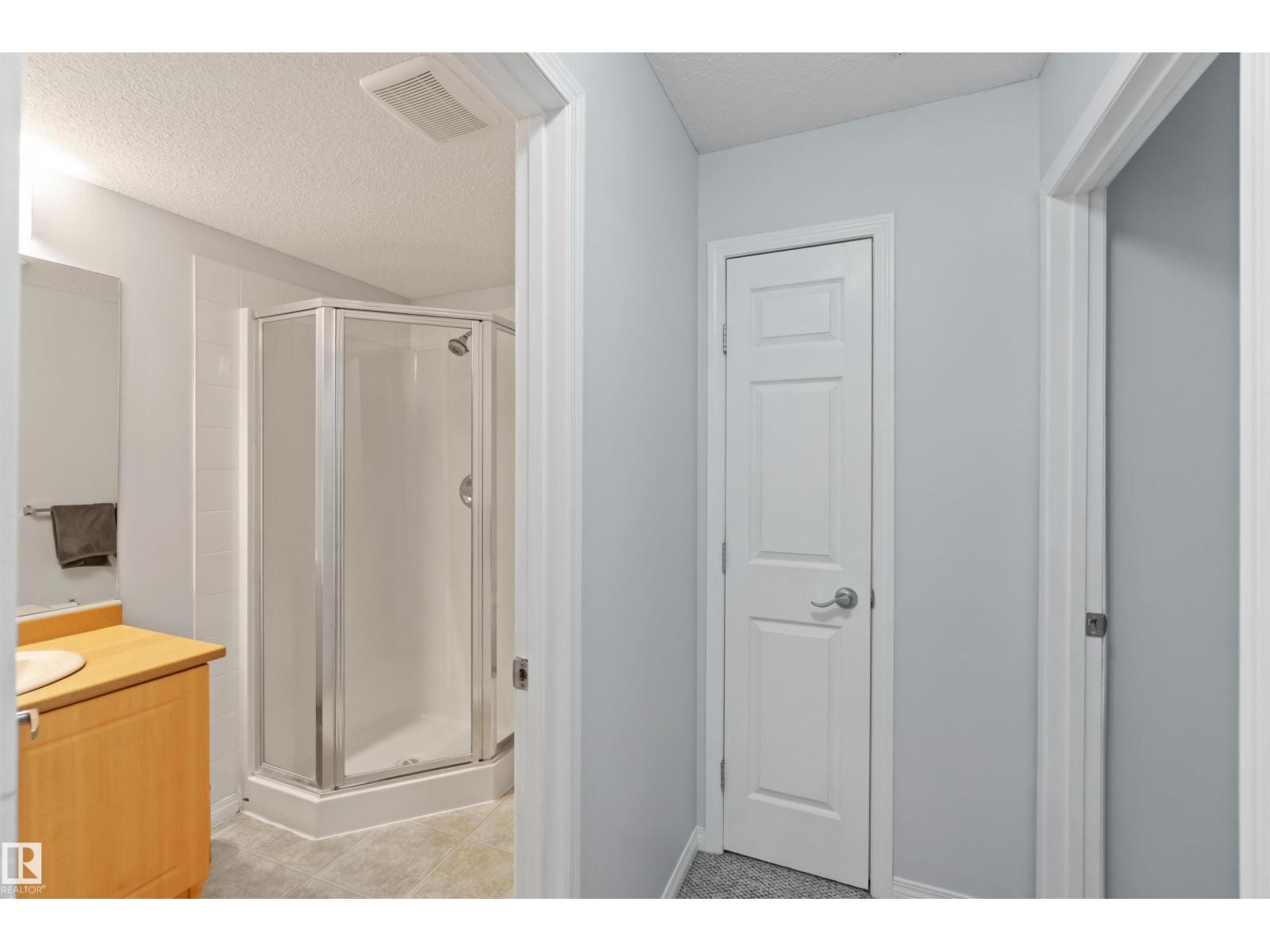 #203 636 MCALLISTER LO SW, Edmonton