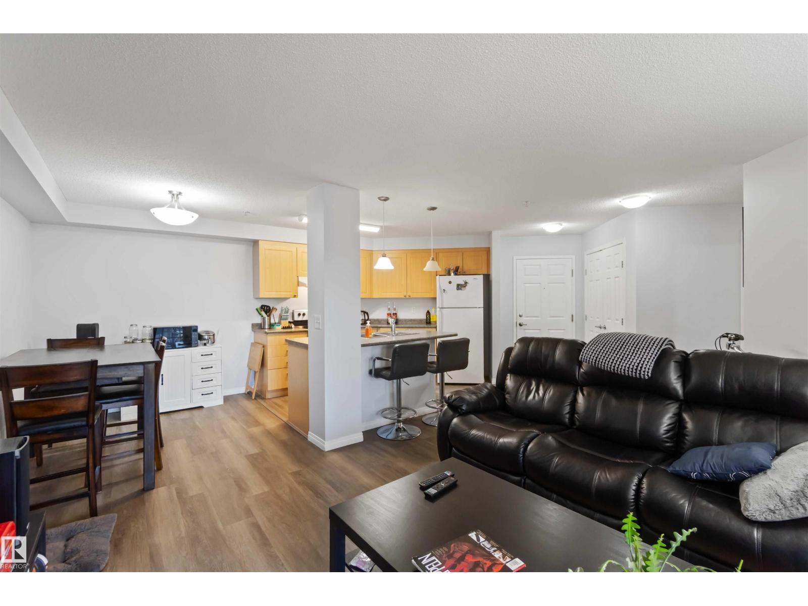 #203 636 MCALLISTER LO SW, Edmonton