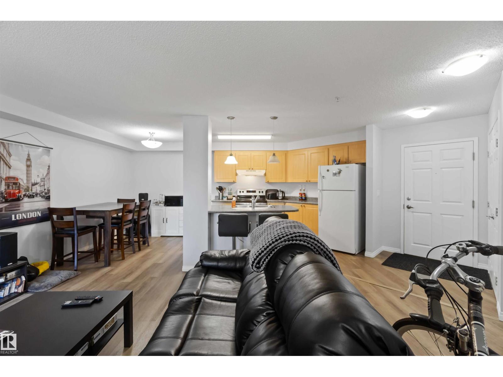 #203 636 MCALLISTER LO SW, Edmonton