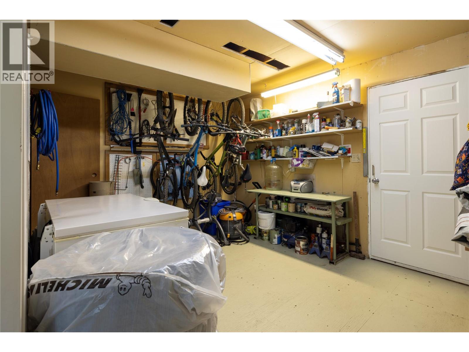 5826 Bartlett Road, Vernon