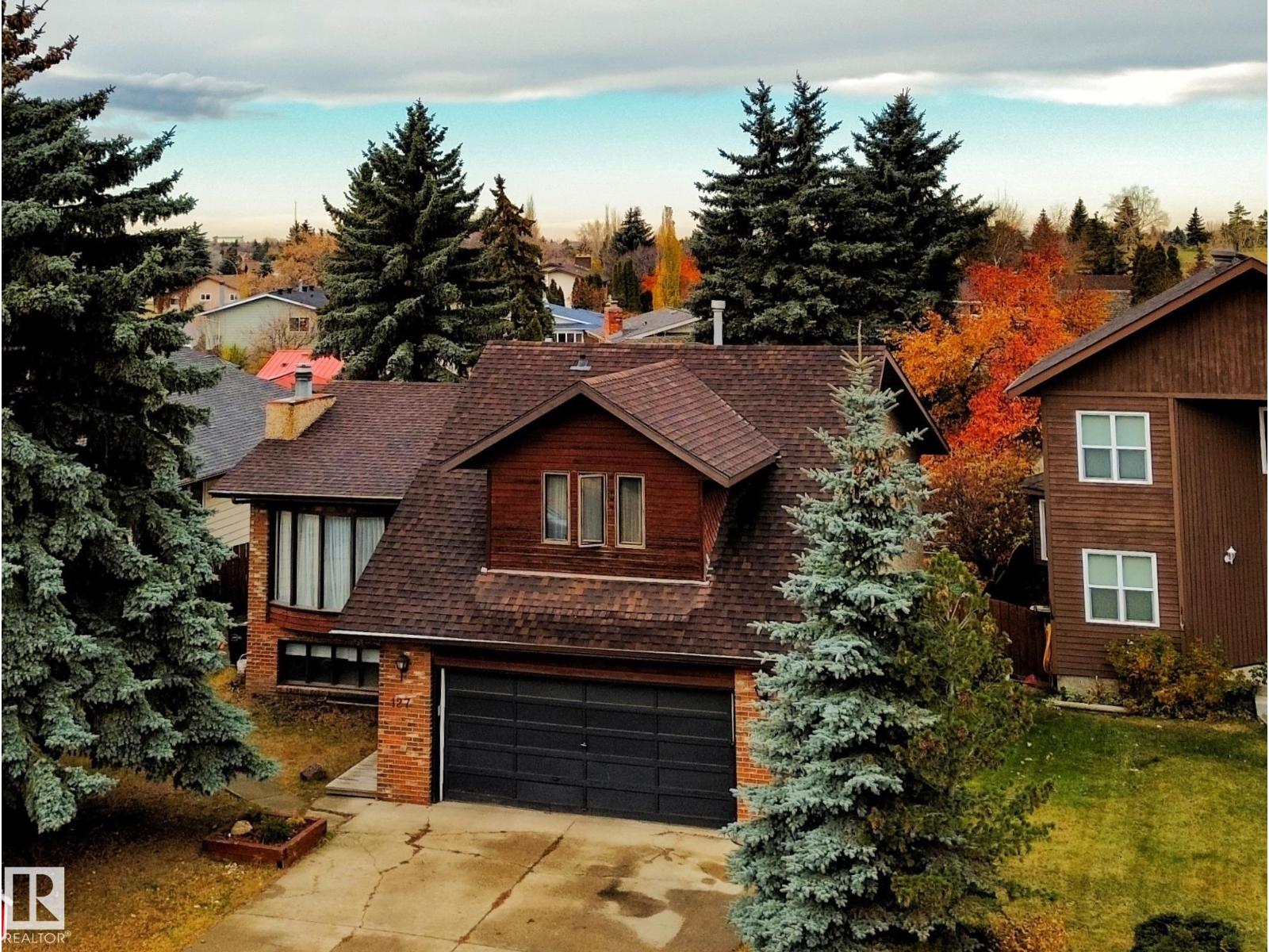 127 GRAND MEADOW CR NW, Edmonton