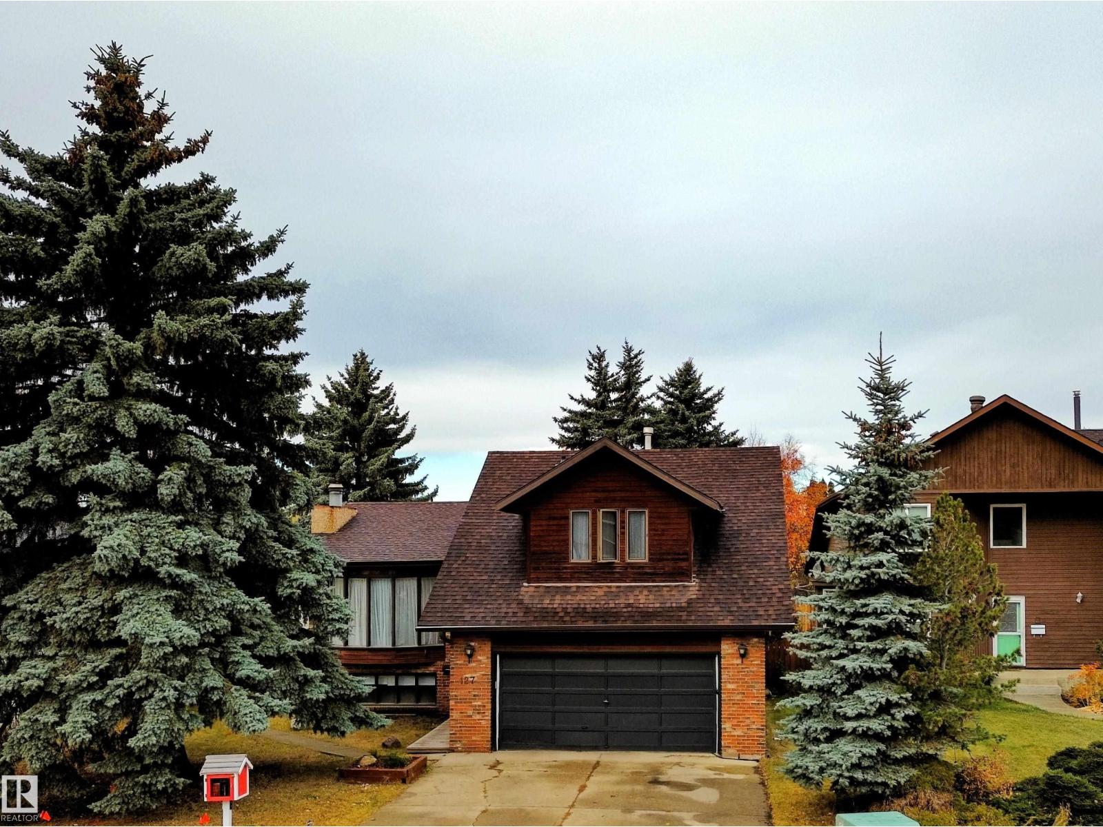 127 GRAND MEADOW CR NW, Edmonton