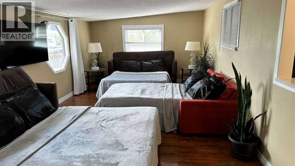 Single Family House Bungalow for Sale in  Penworth Place SE Penbrooke Meadows Calgary 