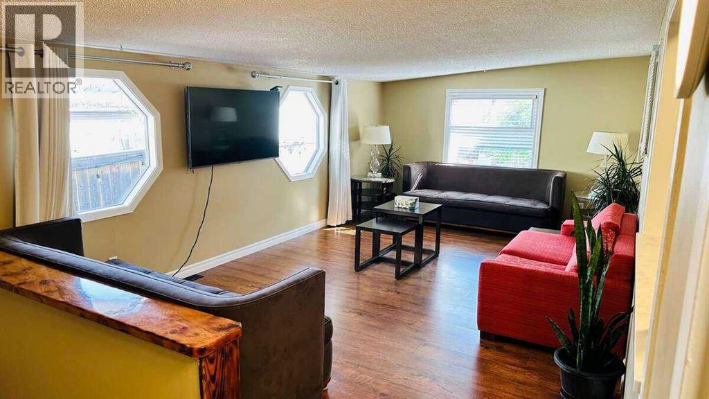 Single Family House Bungalow for Sale in  Penworth Place SE Penbrooke Meadows Calgary 