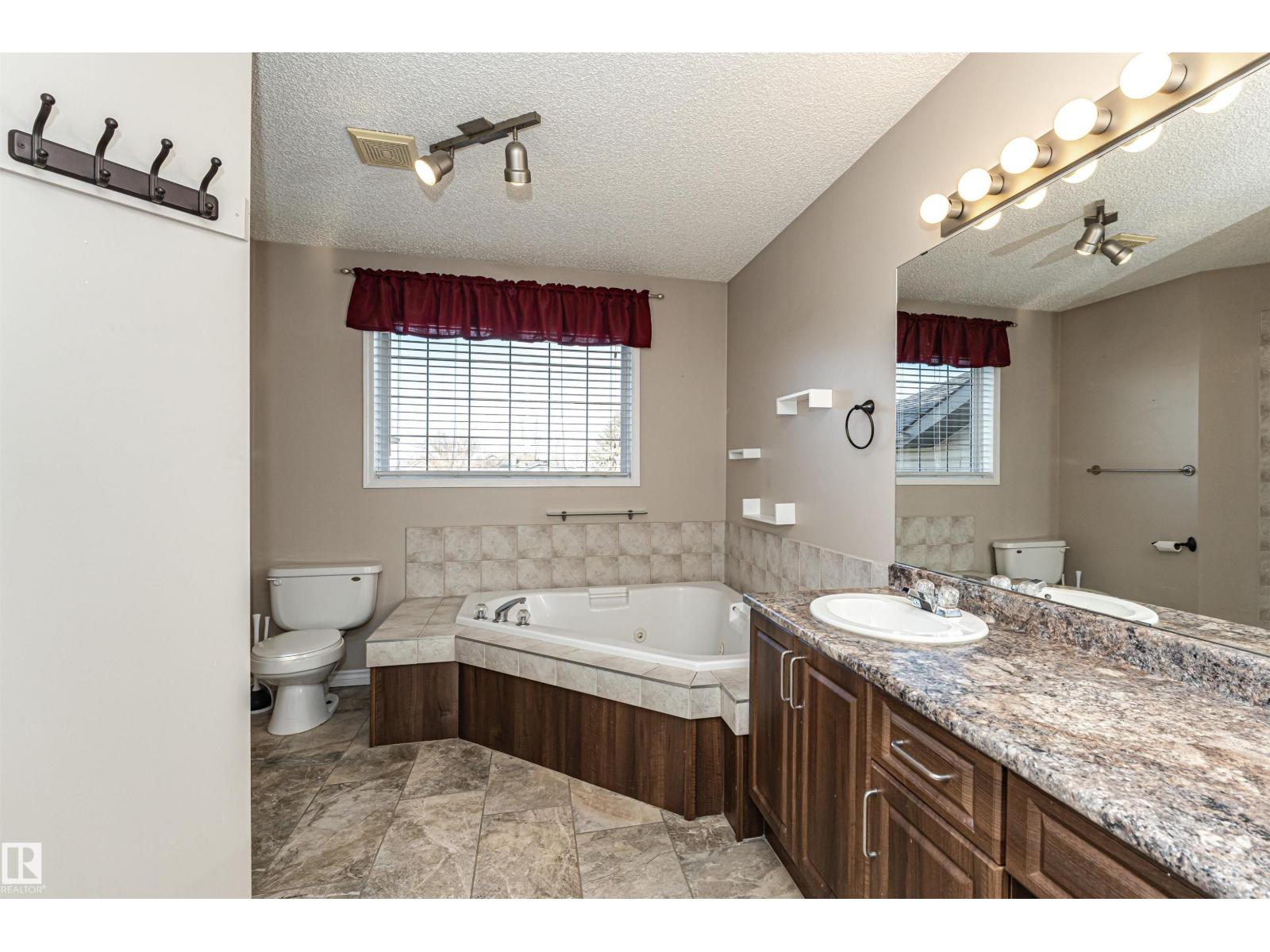 23 DEER PARK CR, Spruce Grove