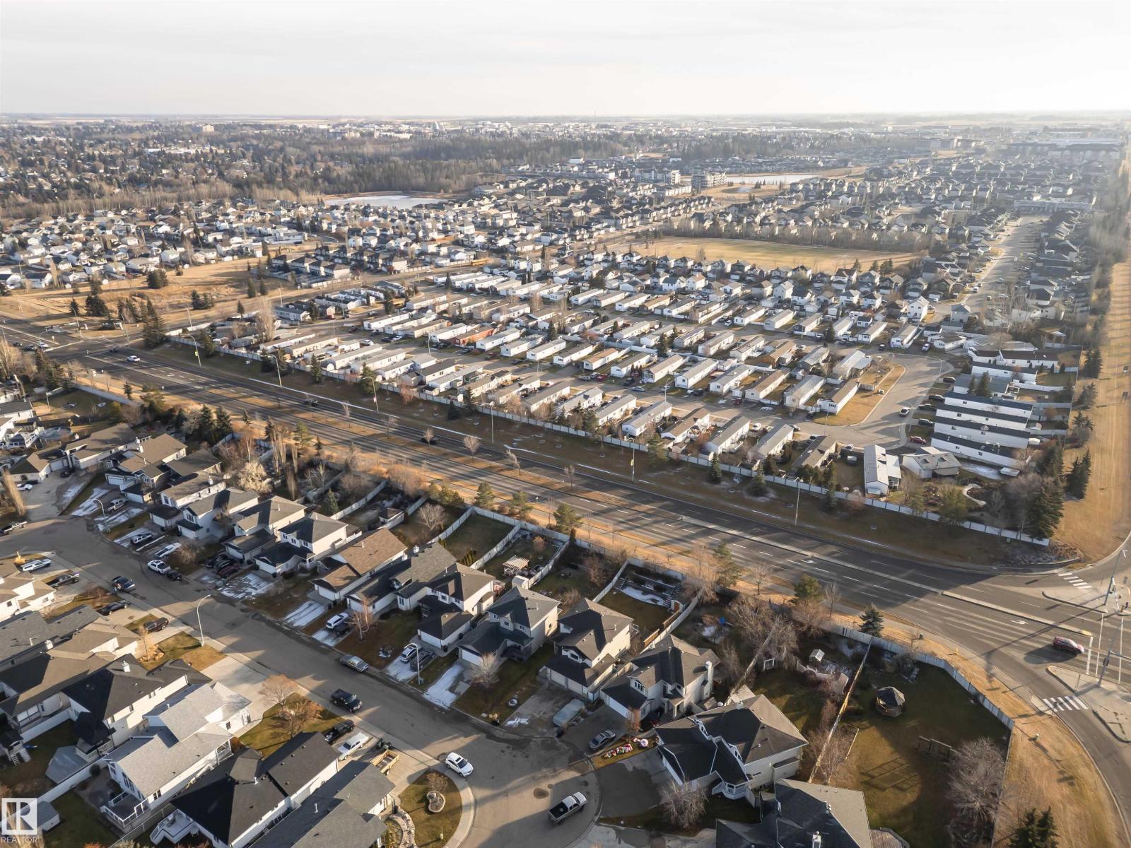 23 DEER PARK CR, Spruce Grove