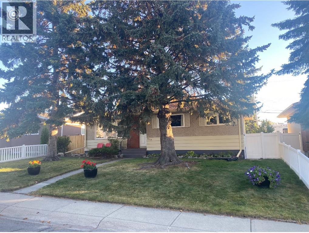 Single Family House Bungalow for Sale in  Milne Drive NE Mayland Heights Calgary 