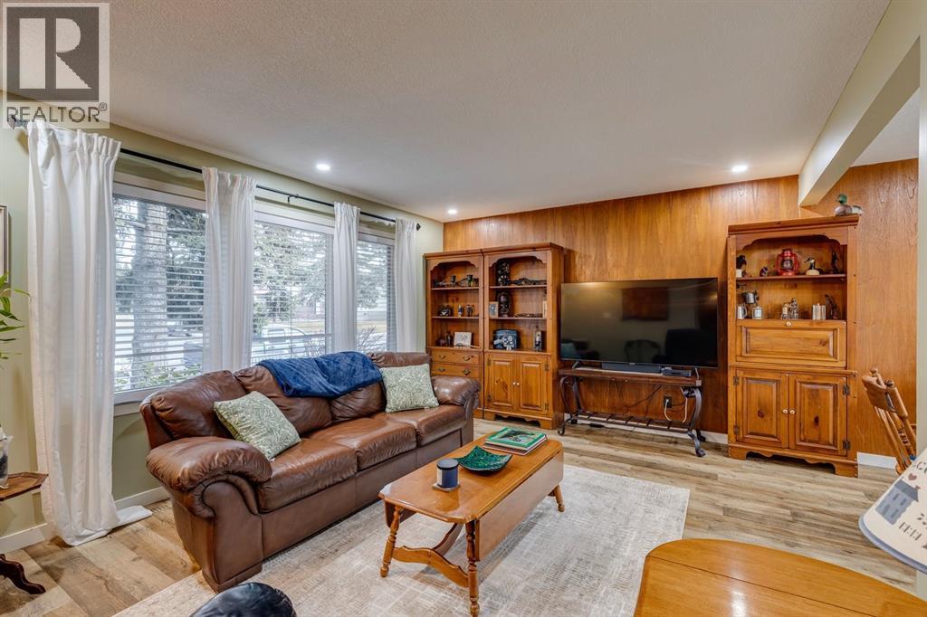 Single Family House Bungalow for Sale in  Milne Drive NE Mayland Heights Calgary 