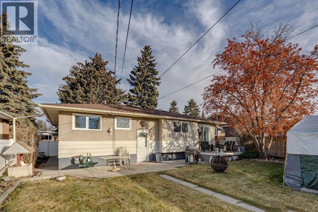 Single Family House Bungalow for Sale in  Milne Drive NE Mayland Heights Calgary 