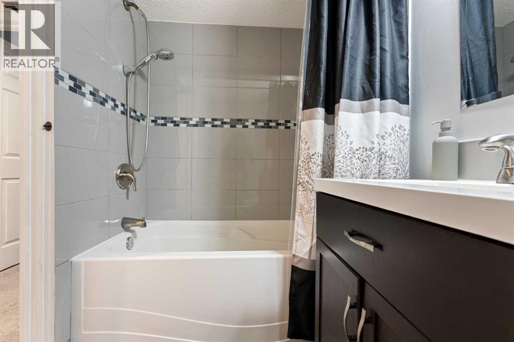 Single Family House for Sale in  Copperstone Grove SE Copperfield Calgary 