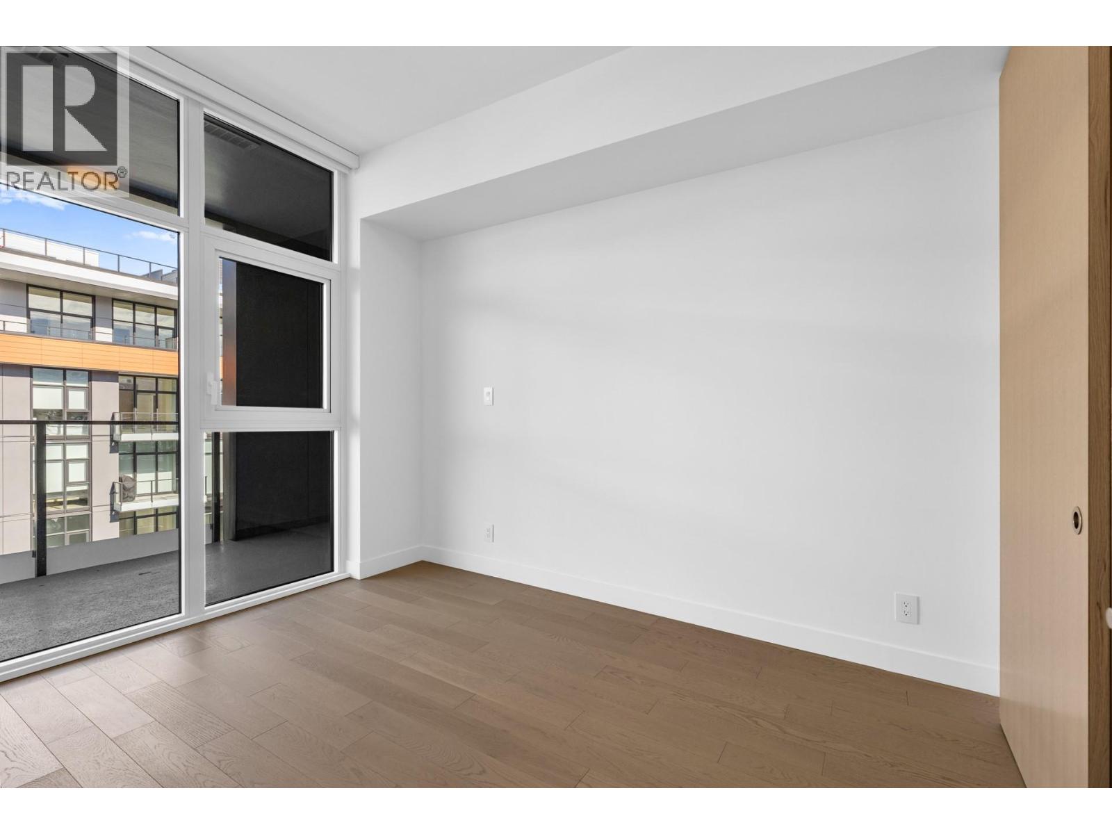 501S 3409 Lakeshore Road, Kelowna