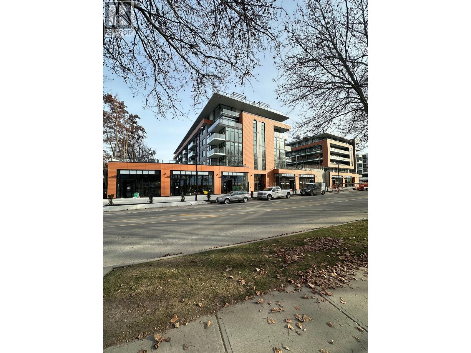 501S 3409 Lakeshore Road, Kelowna