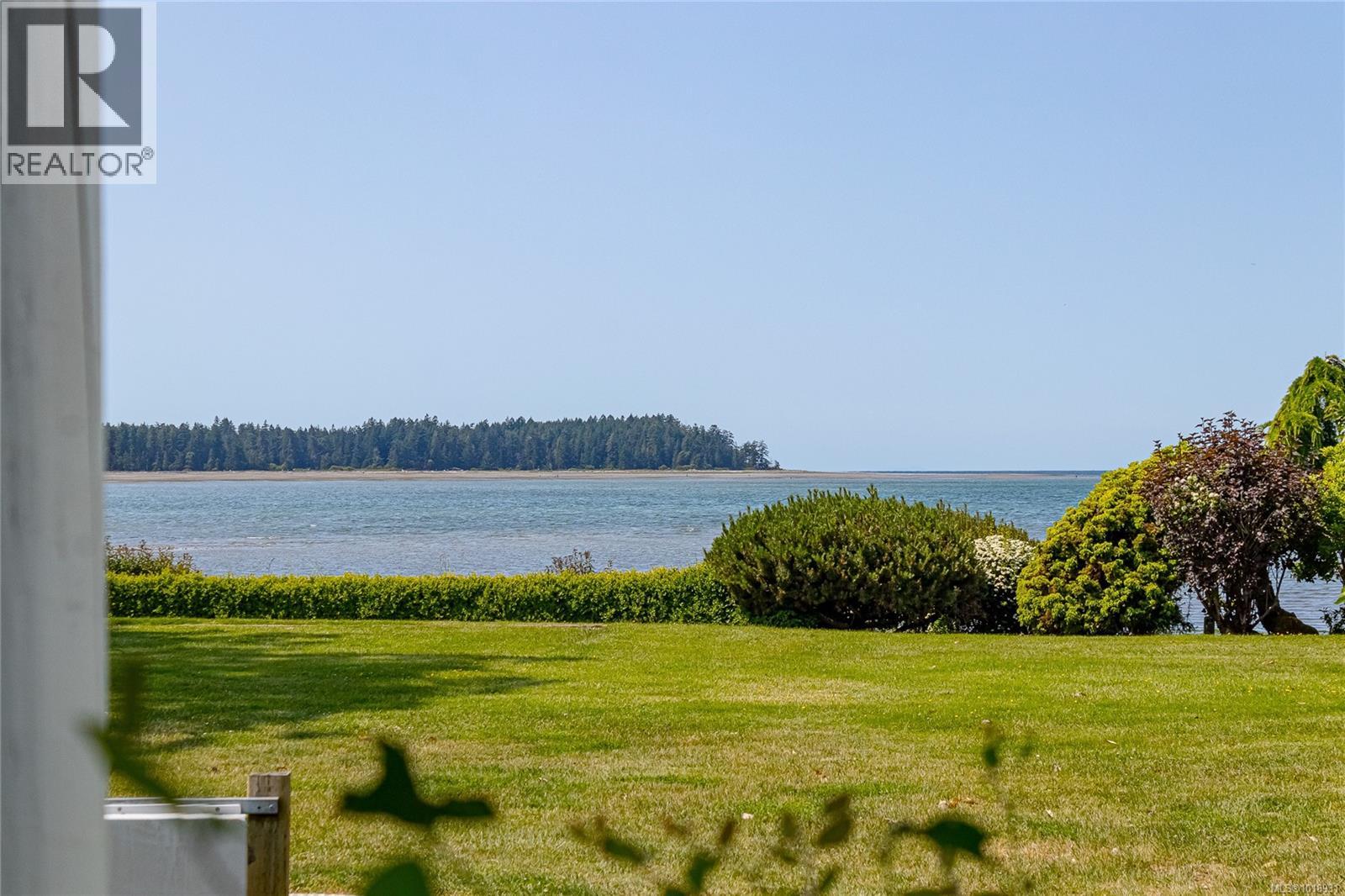 613 1600 Stroulger Rd, Nanoose Bay