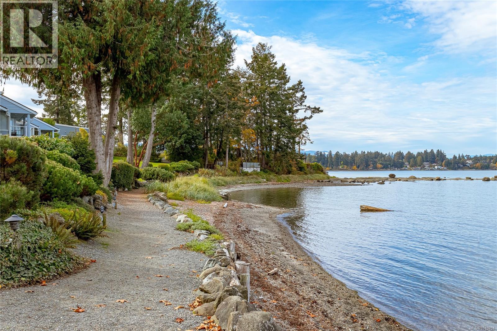 613 1600 Stroulger Rd, Nanoose Bay