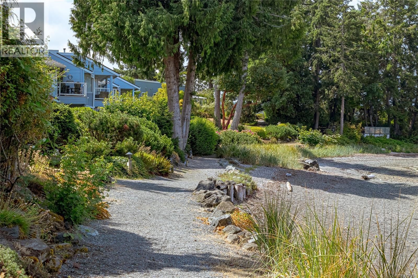 613 1600 Stroulger Rd, Nanoose Bay