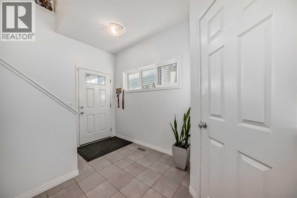 284 Paint Horse Drive, Cochrane