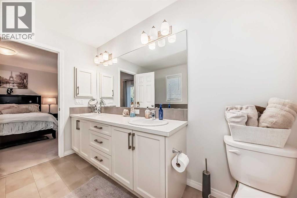 284 Paint Horse Drive, Cochrane