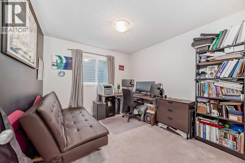 284 Paint Horse Drive, Cochrane