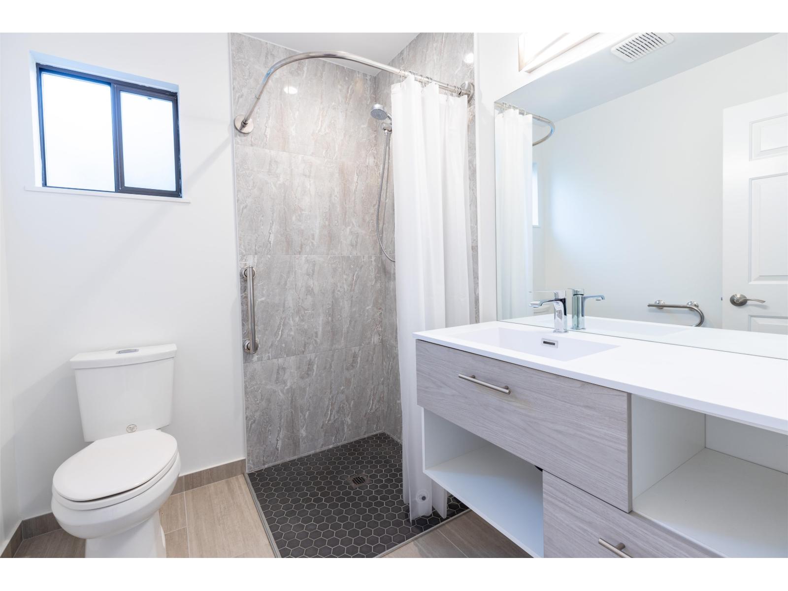 2250 SENTINEL DRIVE, Abbotsford