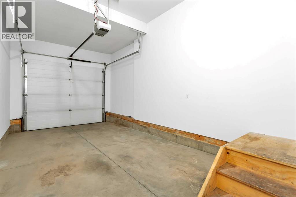 49 Thomlison Avenue, Red Deer