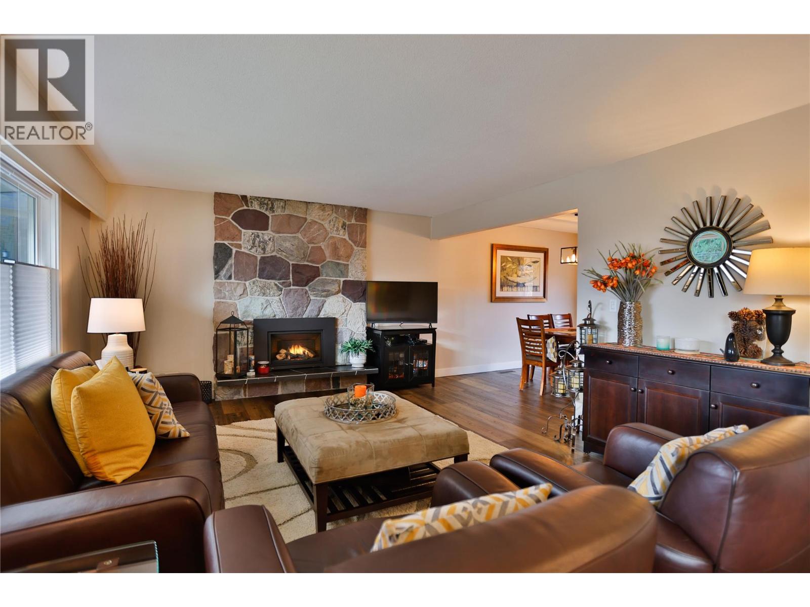 1976 Maddocks Road, Revelstoke