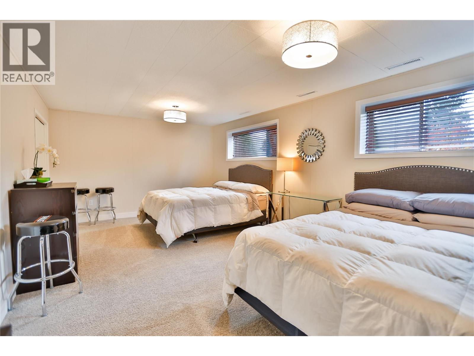 1976 Maddocks Road, Revelstoke