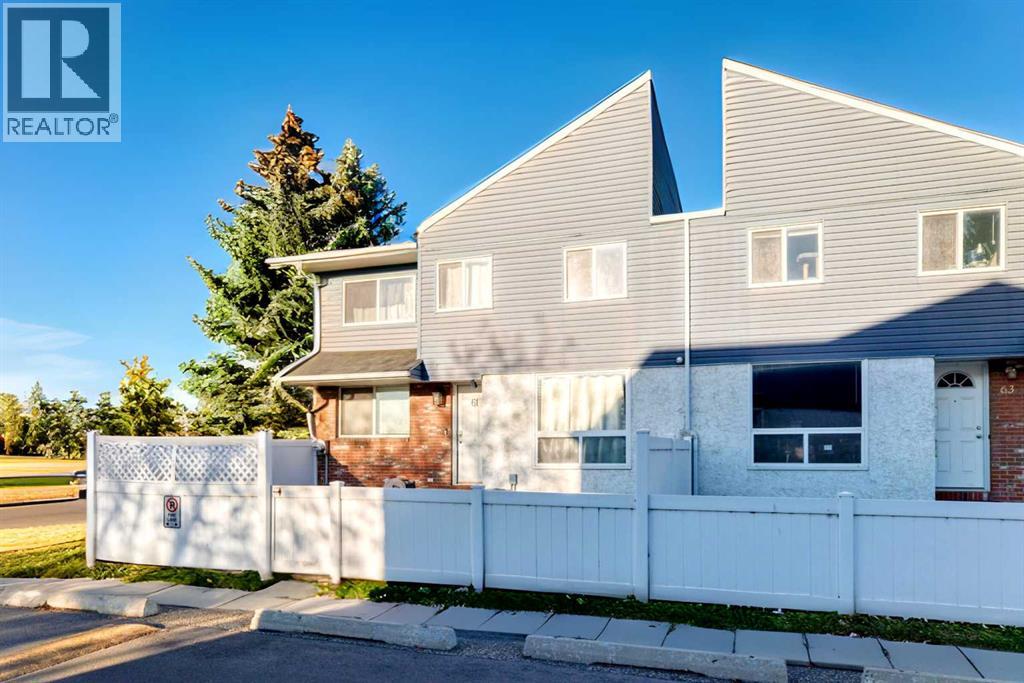 Single Family House for Sale in   HUBALTA Road SE Dover Calgary 