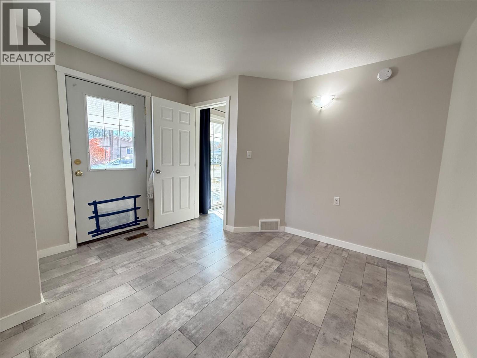 6408 5TH Street, Grand Forks