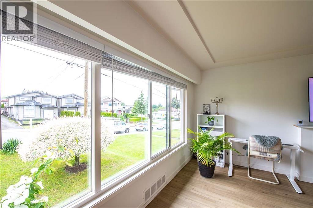 5662 BOOTH AVENUE, Burnaby