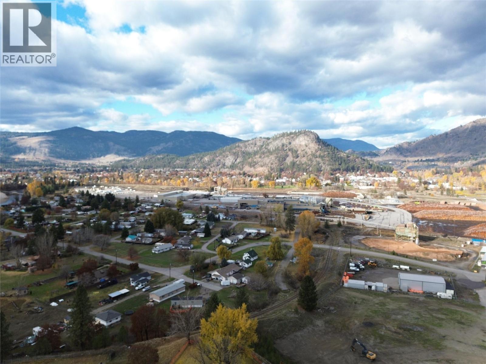 6408 5TH Street, Grand Forks