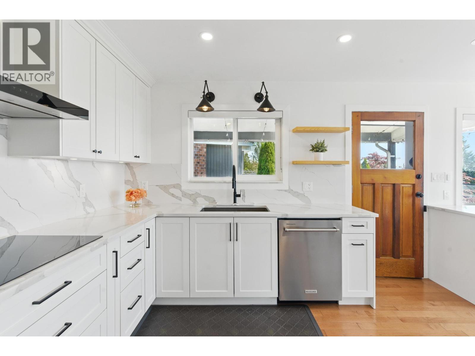 2661 ROGATE AVENUE, Coquitlam