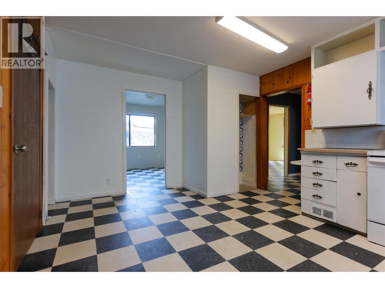 1760 Daniel Street, Trail