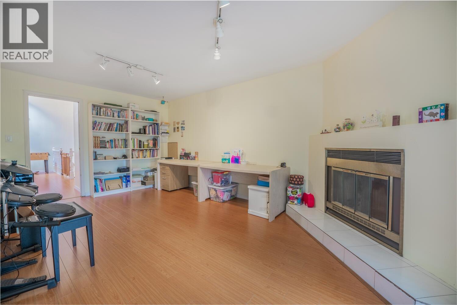 7932 ROSEWOOD STREET, Burnaby