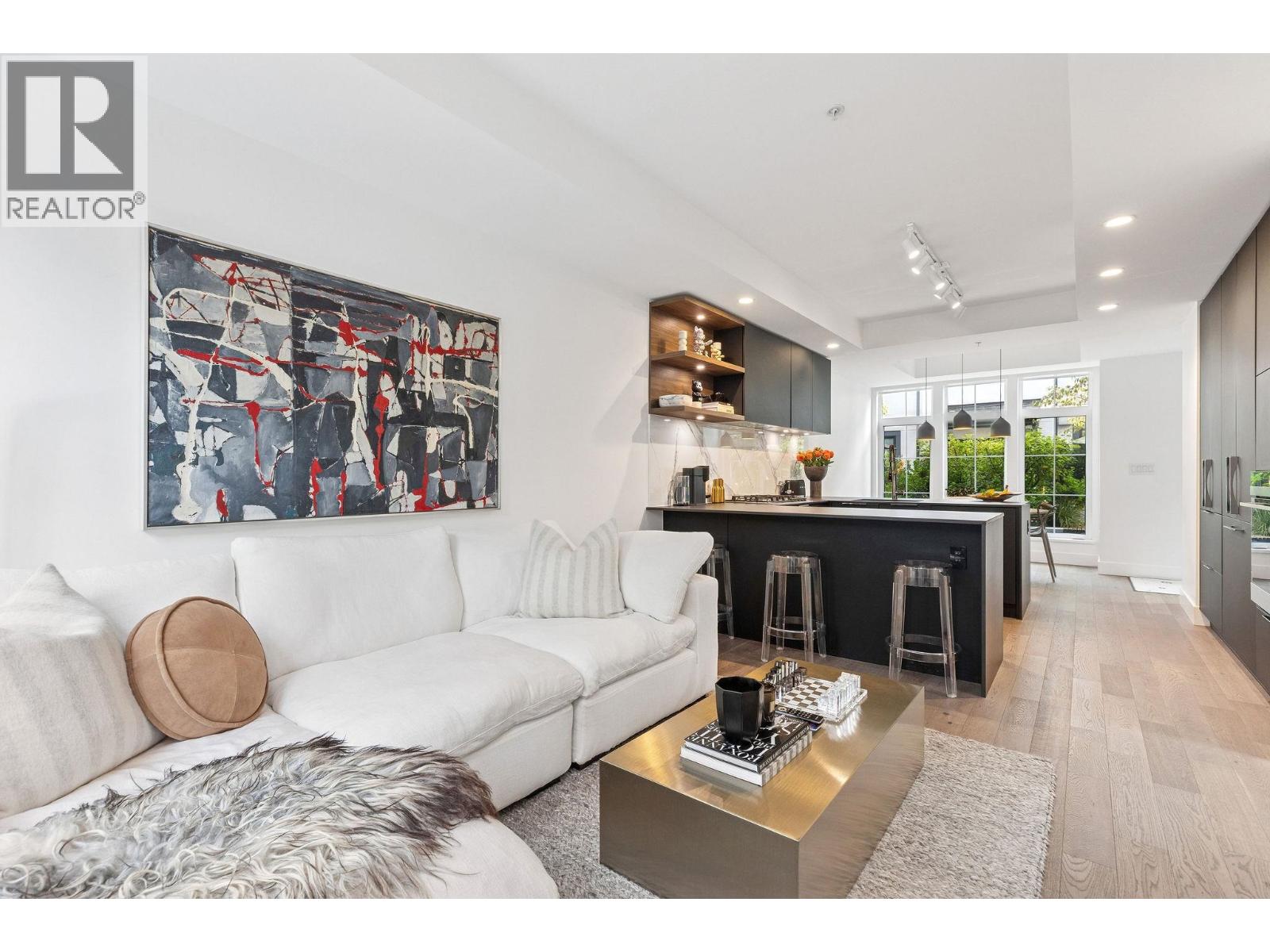 134 2070 CURLING ROAD, North Vancouver