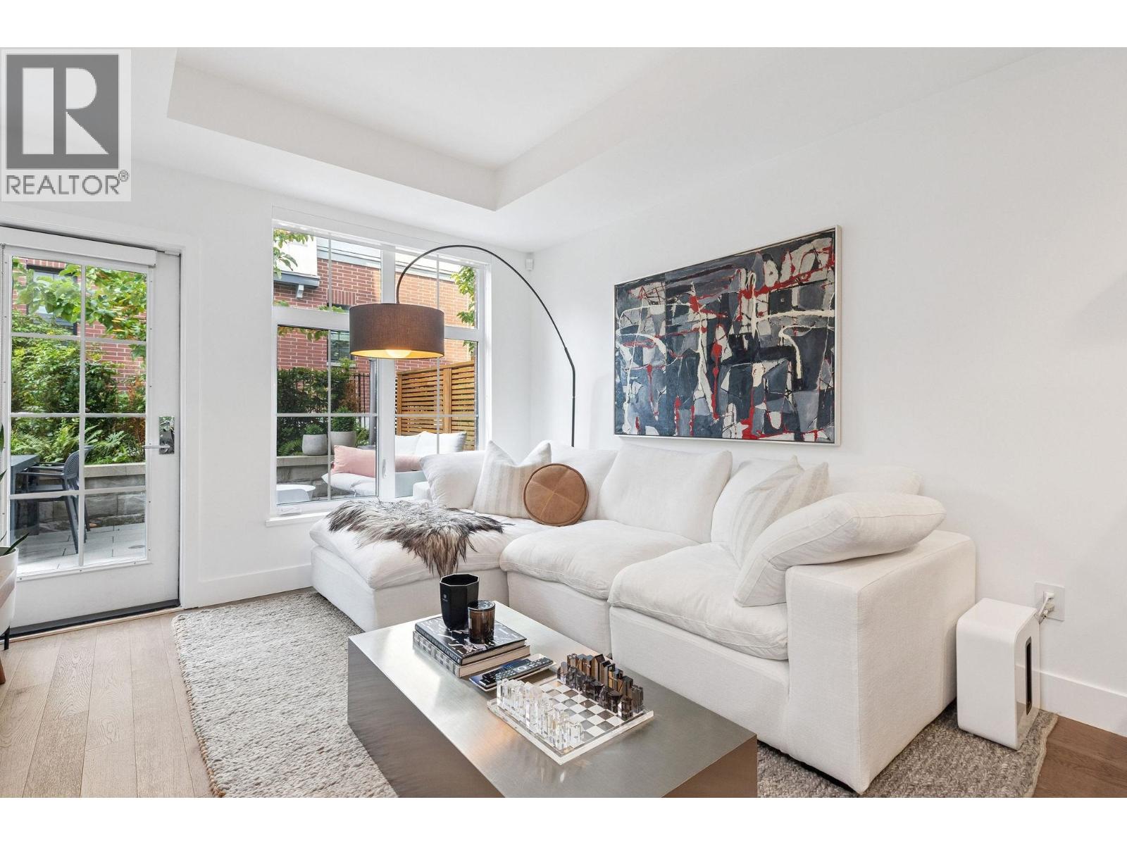 134 2070 CURLING ROAD, North Vancouver