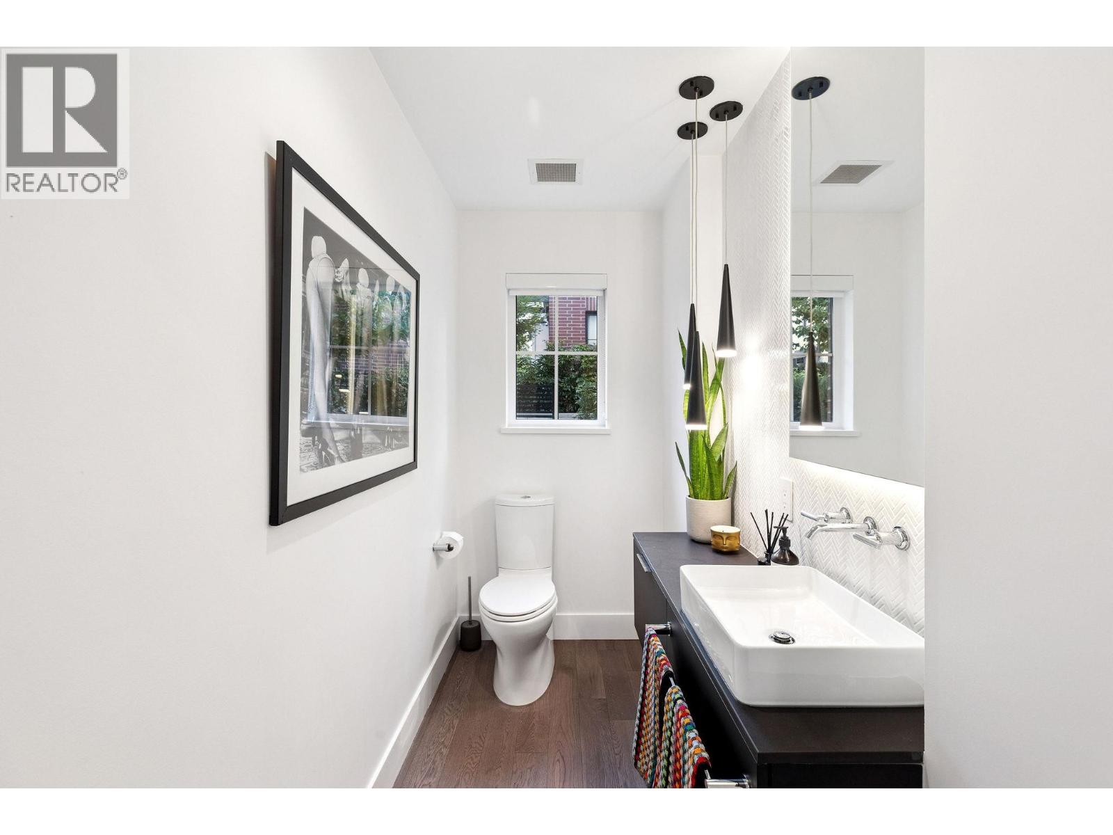 134 2070 CURLING ROAD, North Vancouver