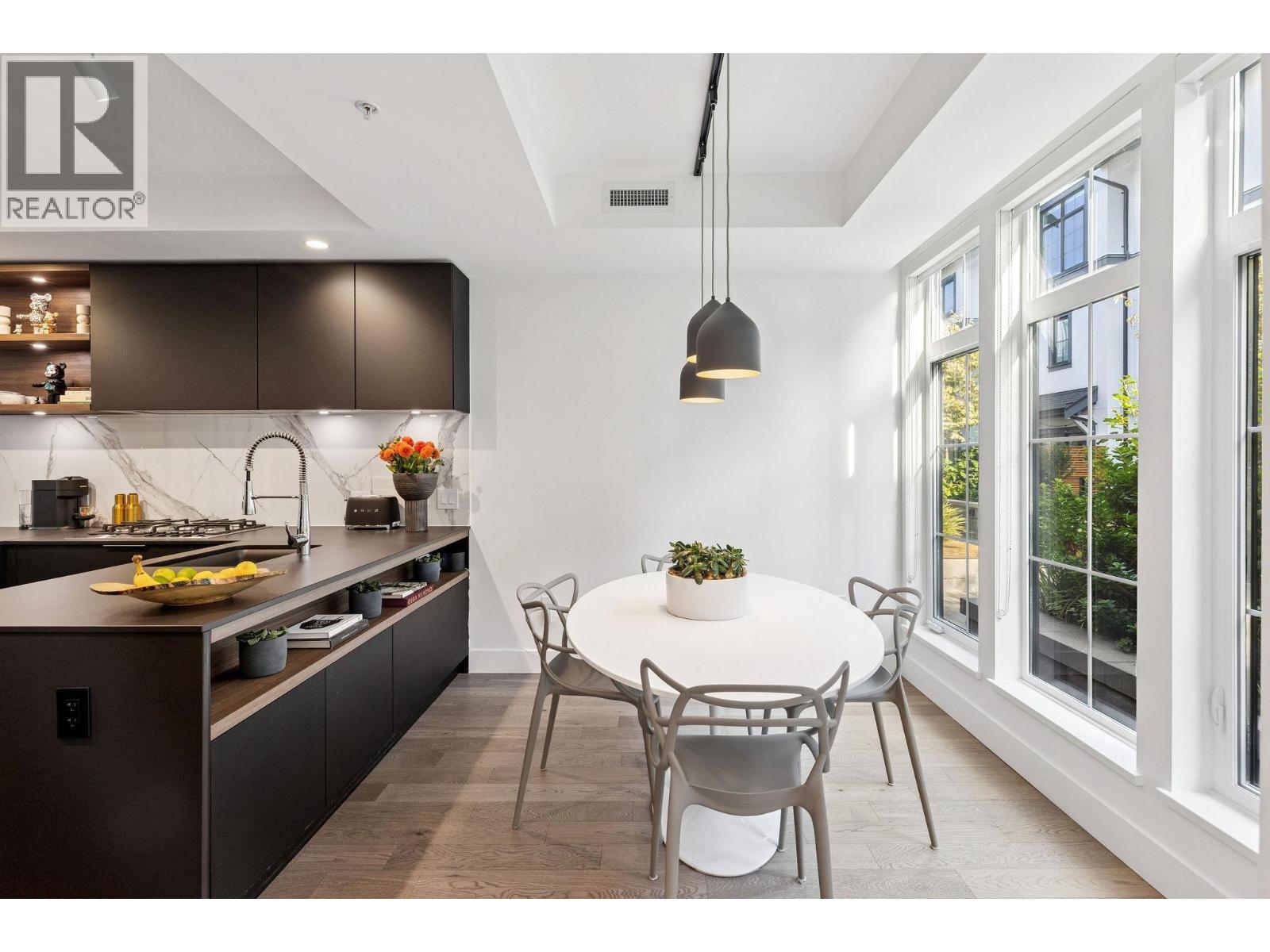 134 2070 CURLING ROAD, North Vancouver