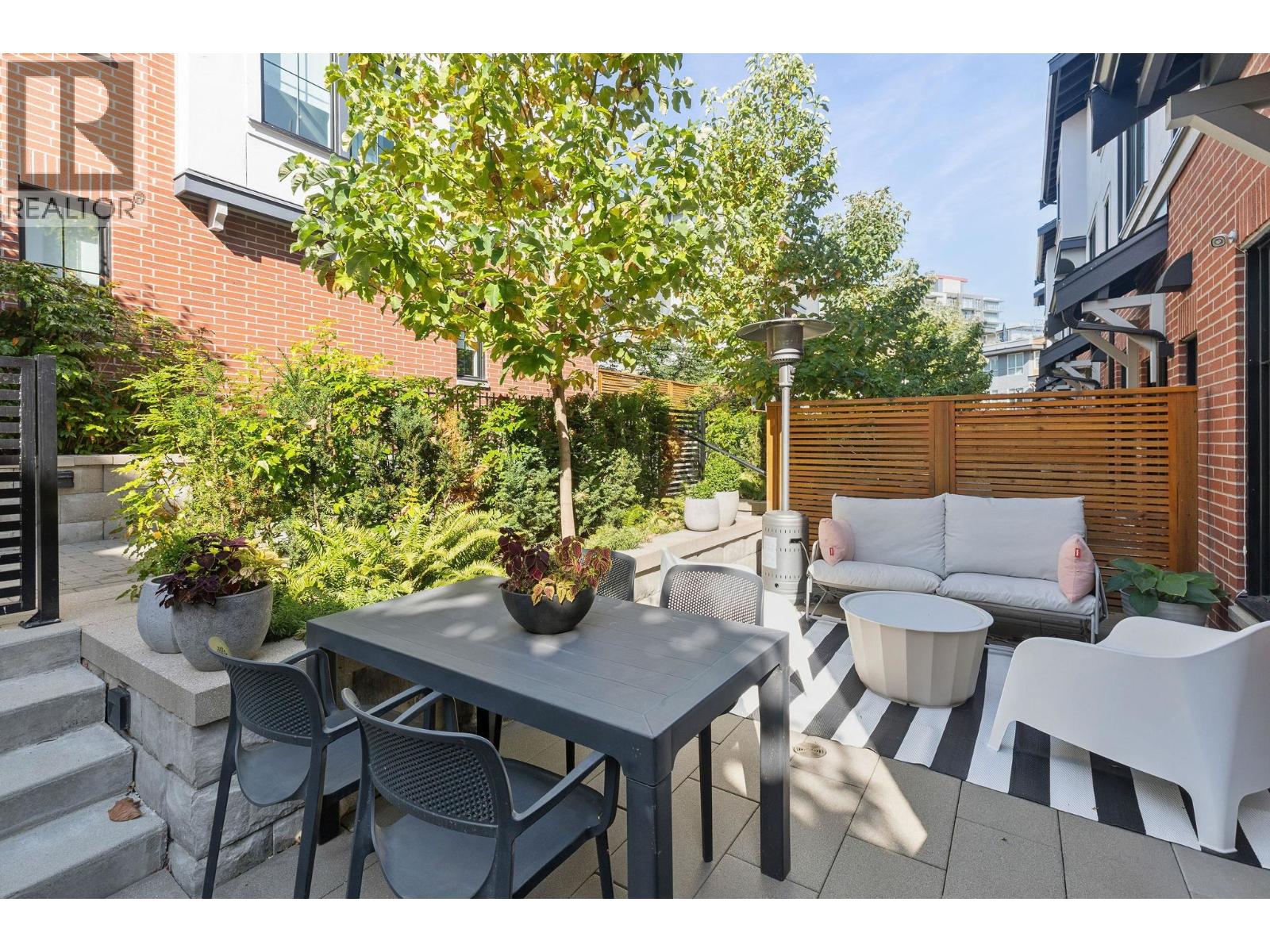 134 2070 CURLING ROAD, North Vancouver