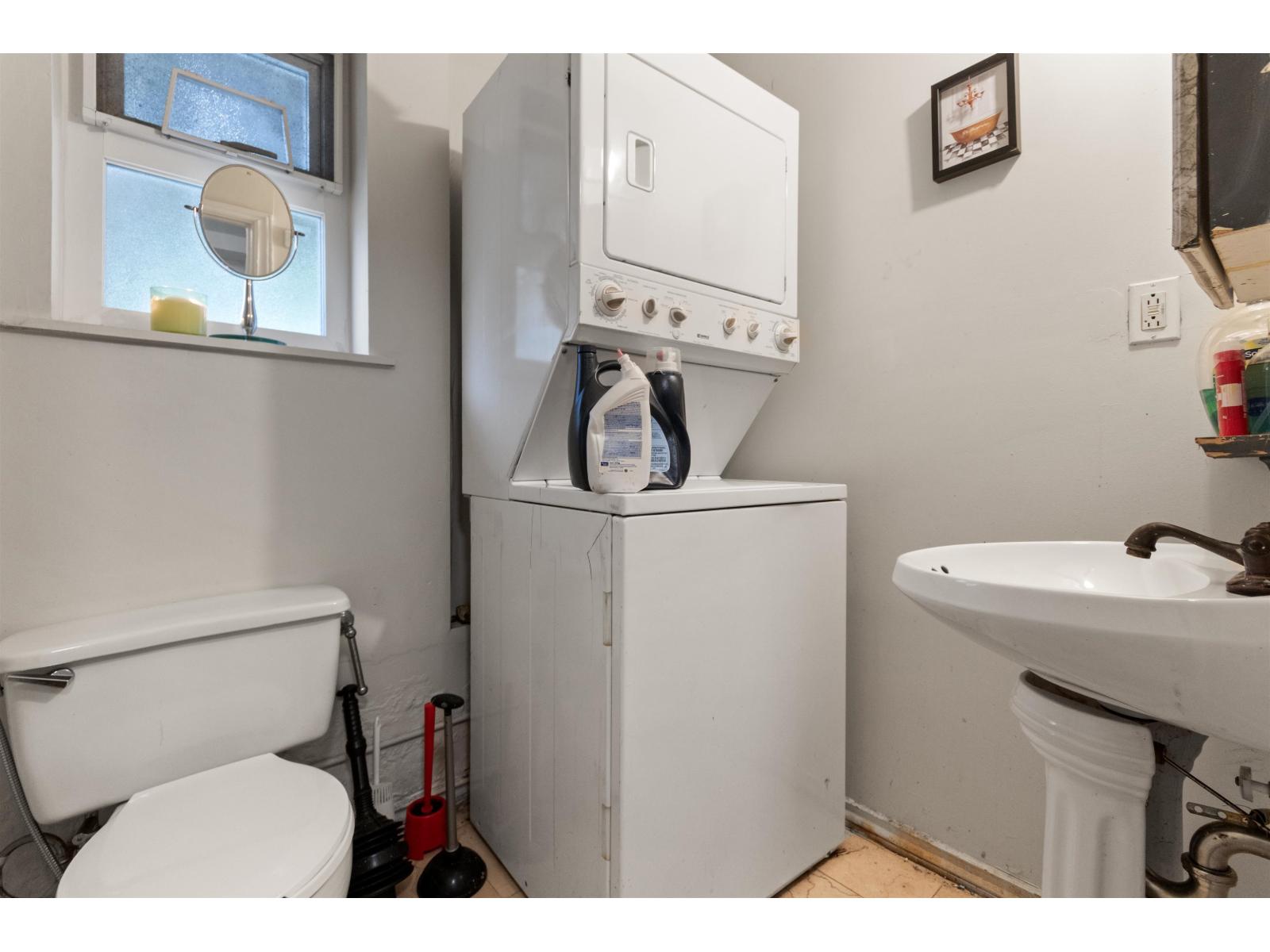 19826 48A AVENUE, Langley