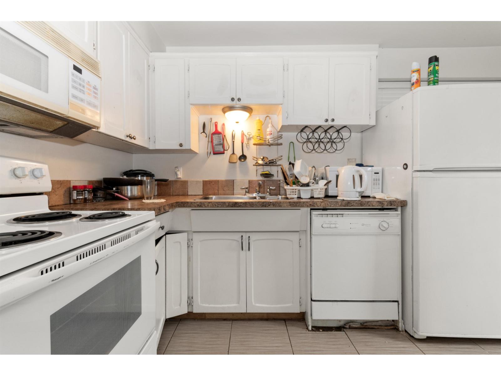 19826 48A AVENUE, Langley