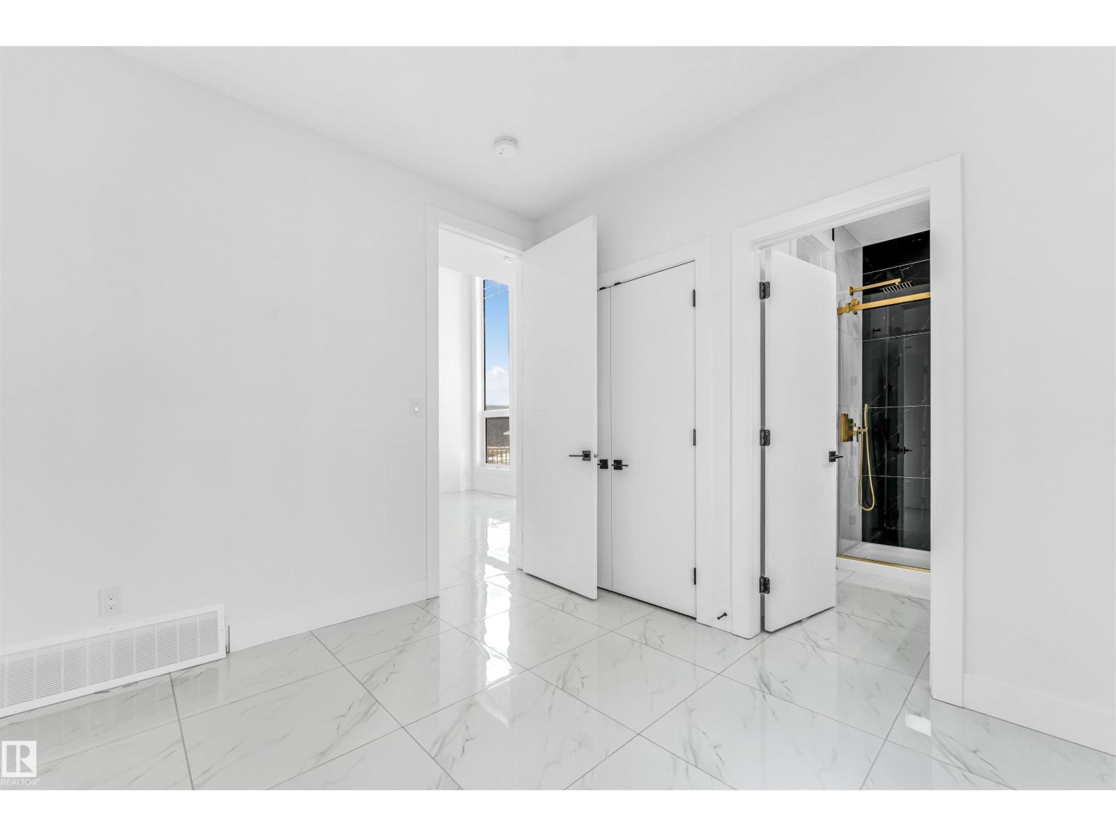 451 crystal creek LI, Leduc