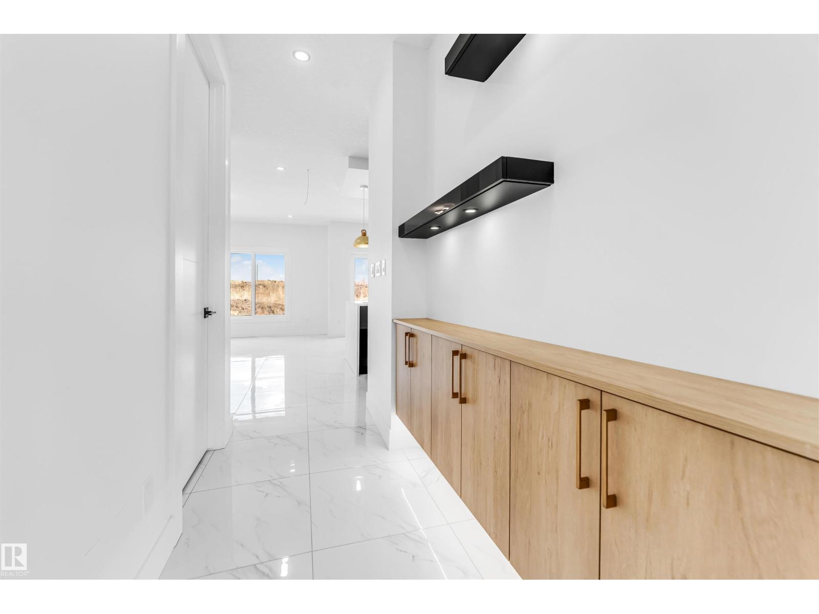 451 crystal creek LI, Leduc