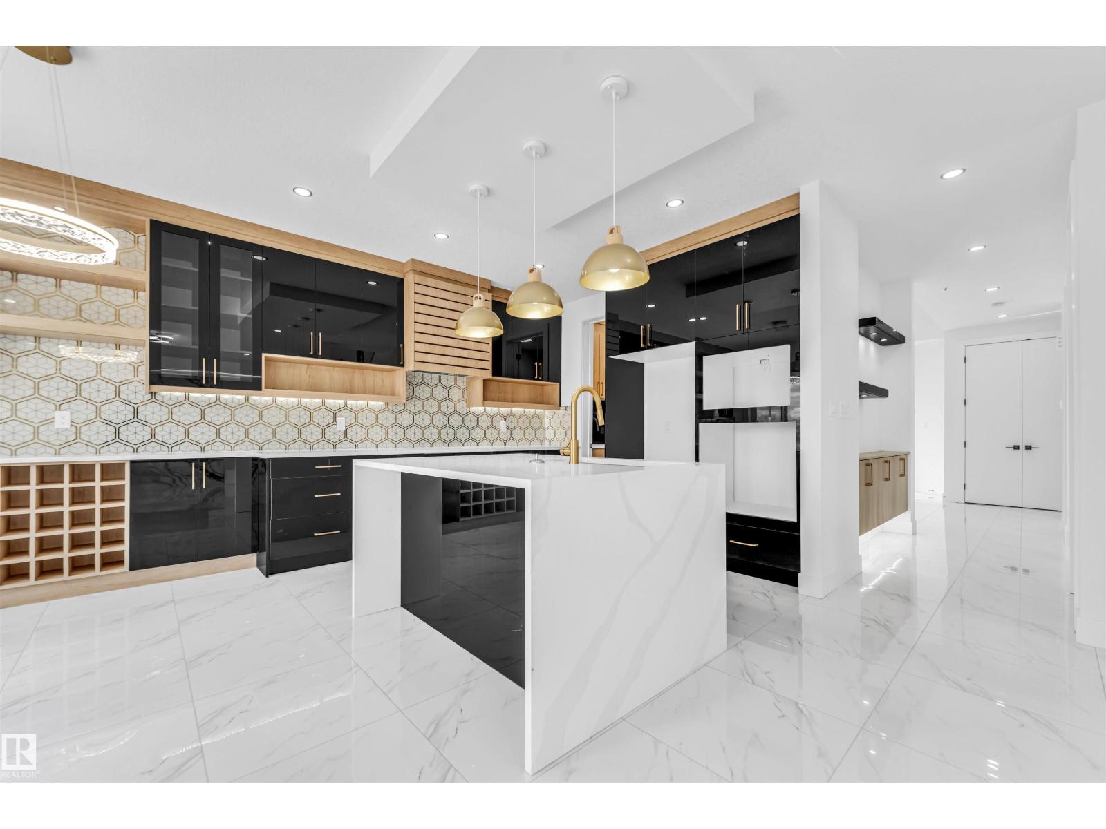 451 crystal creek LI, Leduc