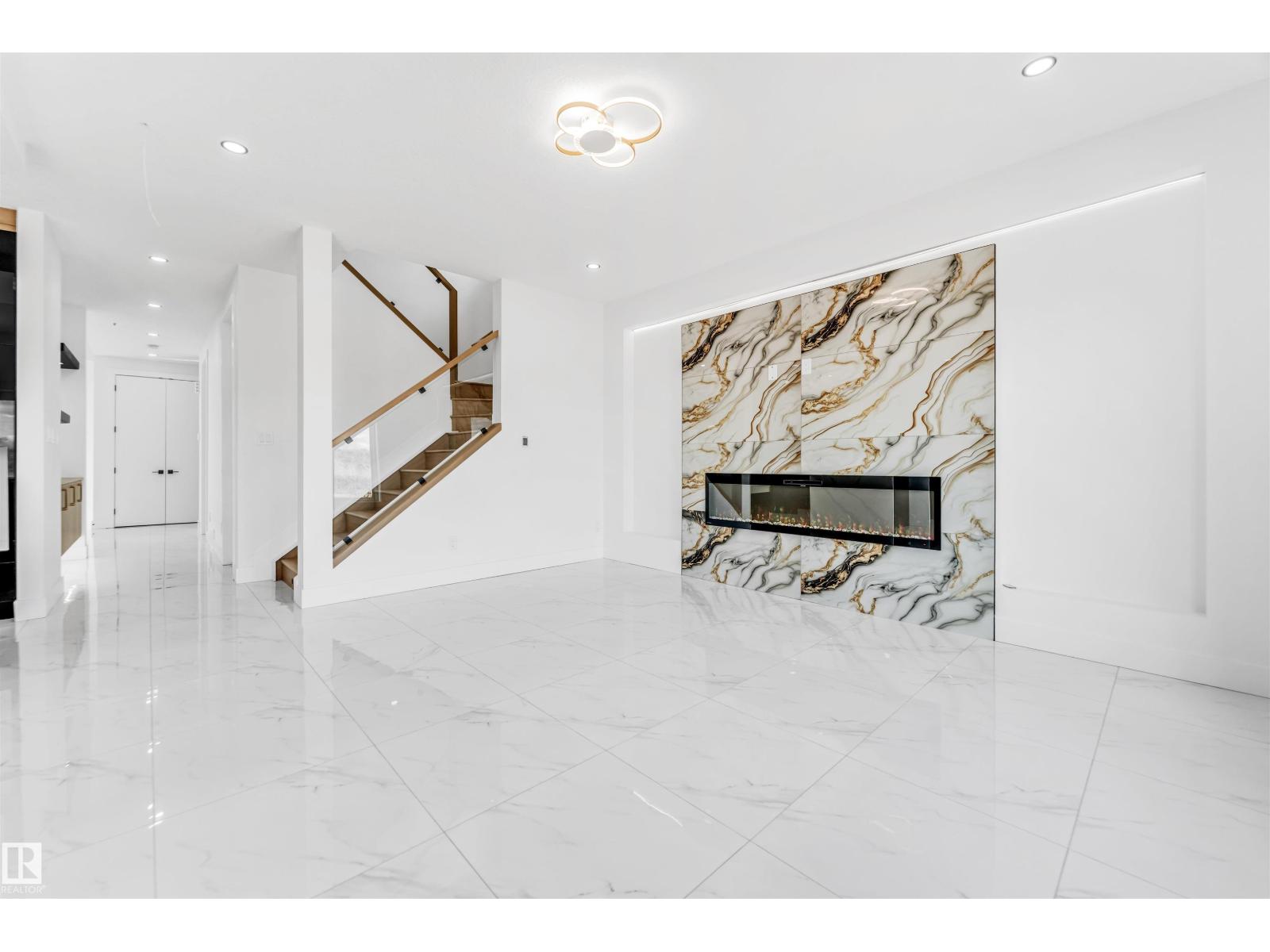 451 crystal creek LI, Leduc