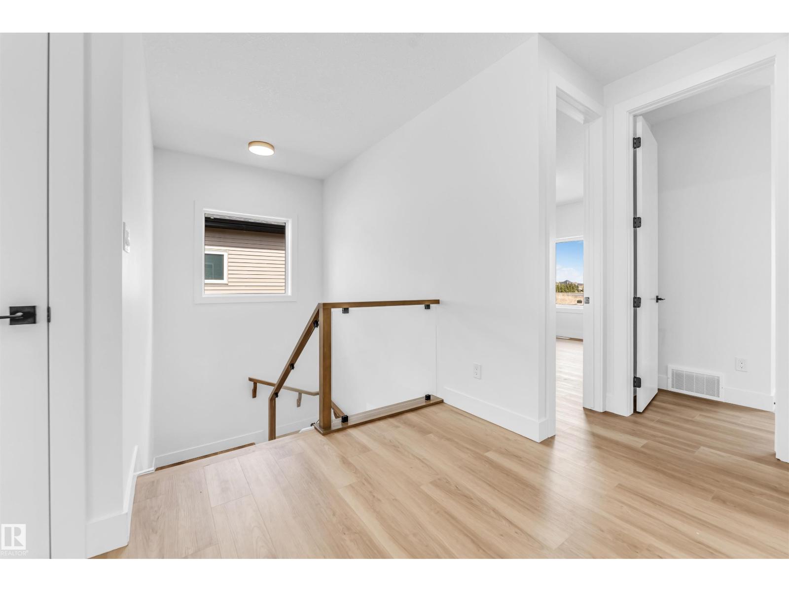 451 crystal creek LI, Leduc