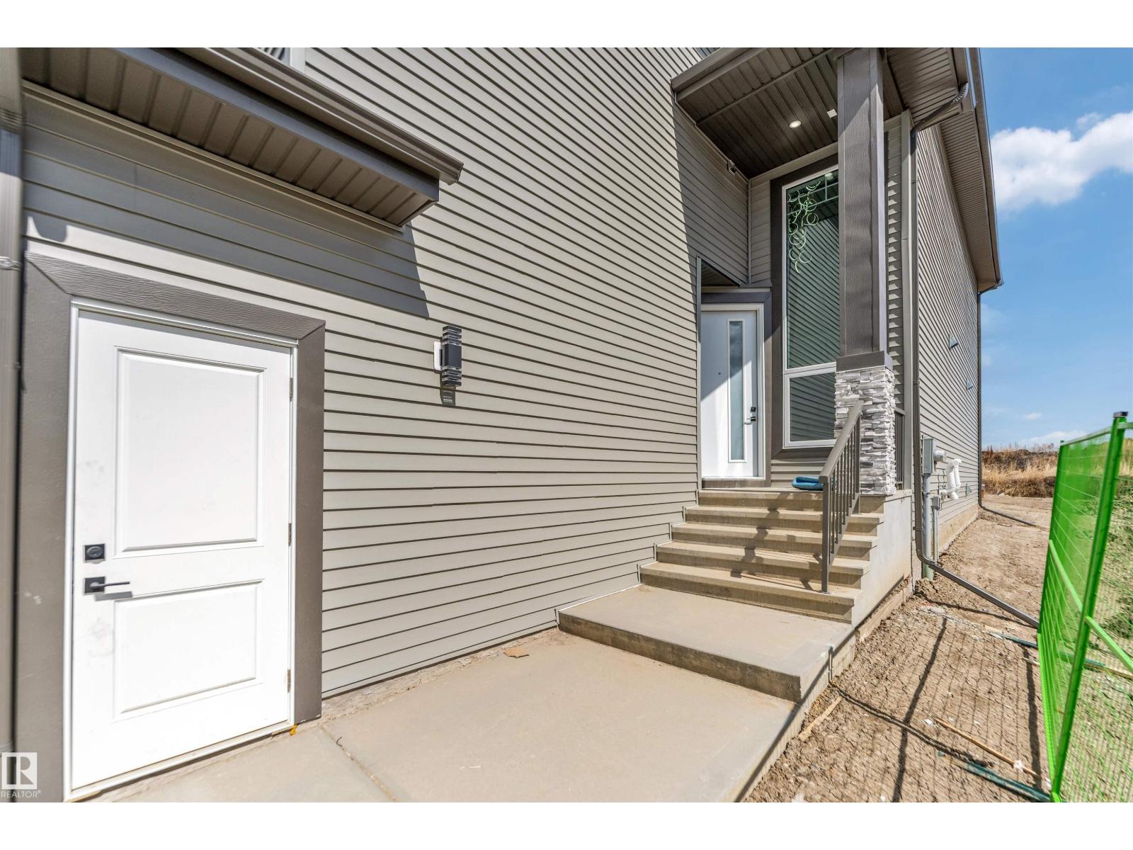 451 crystal creek LI, Leduc