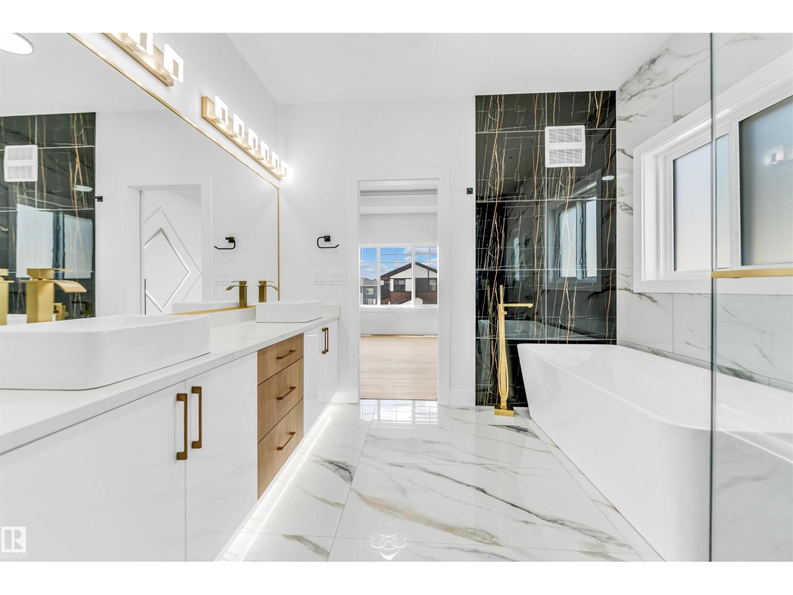 451 crystal creek LI, Leduc