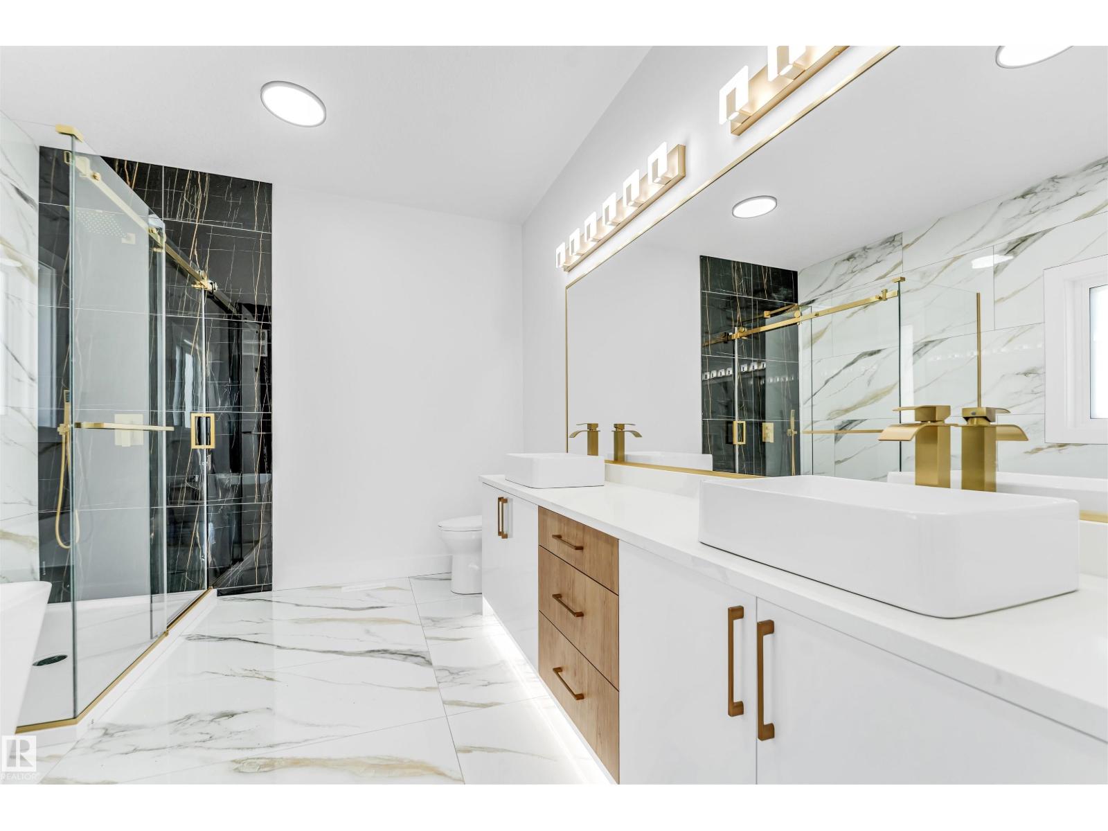 451 crystal creek LI, Leduc